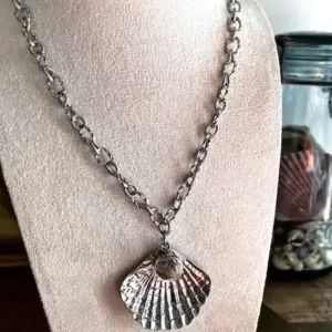 Collier Saint-Jacques – Bulle de Sable Charentaise