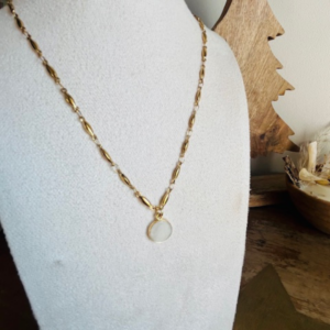 Collier PIERRE DE LUNE doré - Pierre naturelle & énergétique