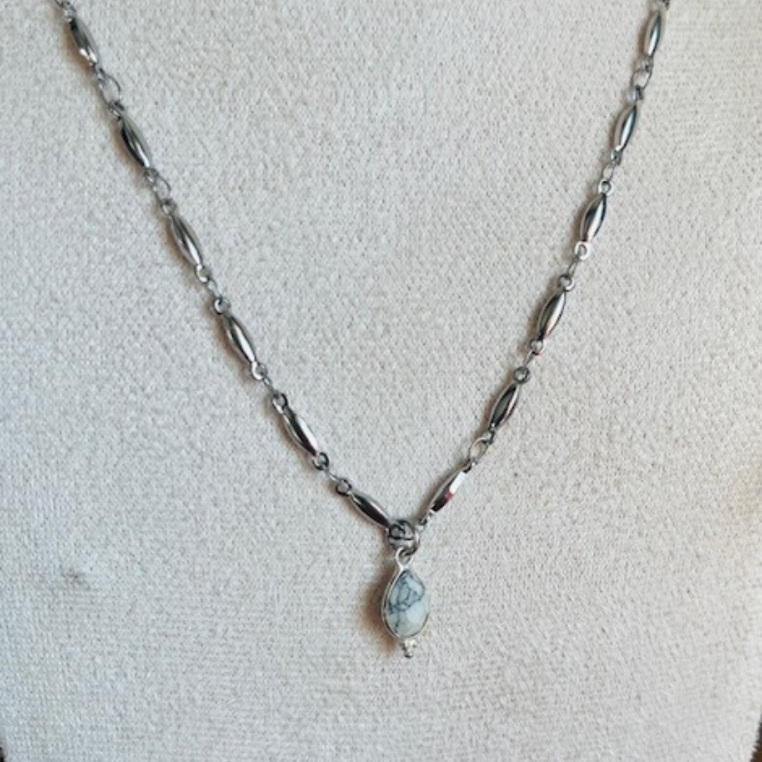 Collier HOWLITE argenté - Pierre naturelle – Image 3